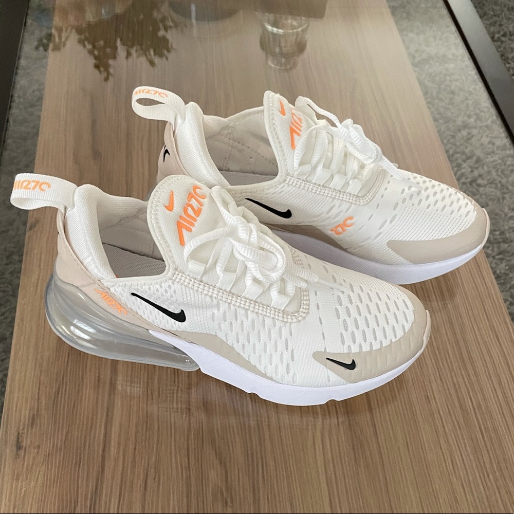 Nike Air Max 270 - white / black / desert sand